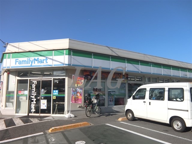コンビニ　ファミリーマート市川欠真間店（コンビニ）まで162m