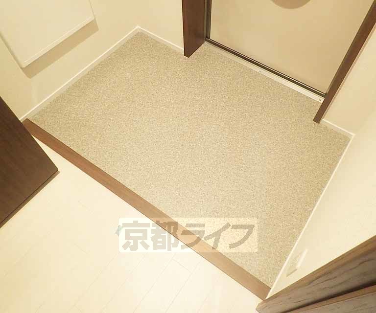 玄関　すっきりとした玄関です。