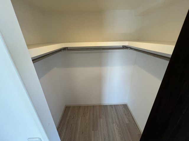 収納　GRANDUKE千代田regaria