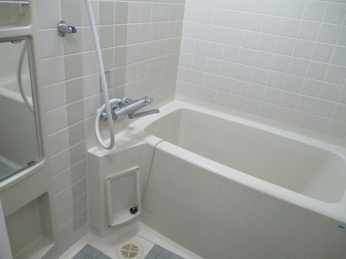 バス・シャワールーム　浴室