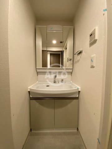 洗面設備　EC難波WESTーSIDEVIIIエクシーナ