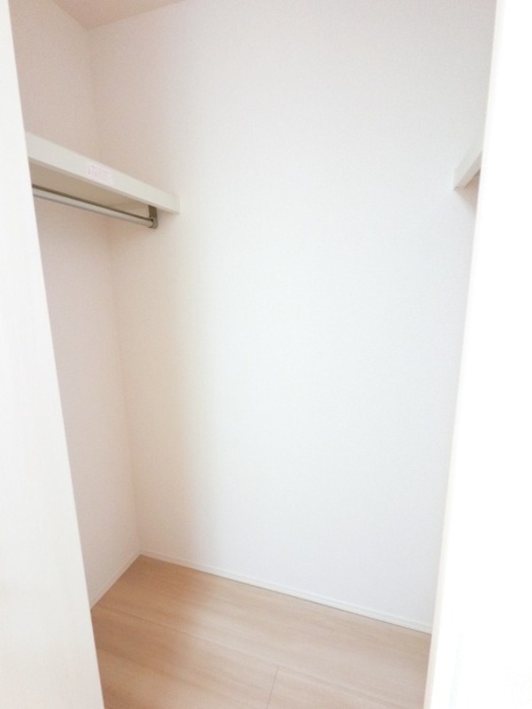 収納　図面と現状に相違がある場合には現状を優先