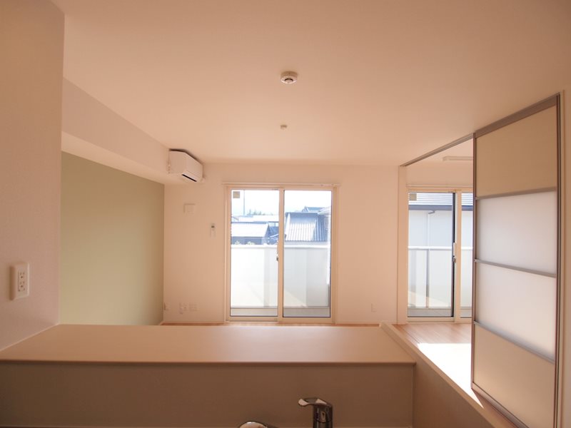 居室・リビング　※別号室写真