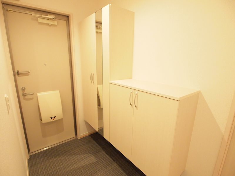 玄関　※別号室写真