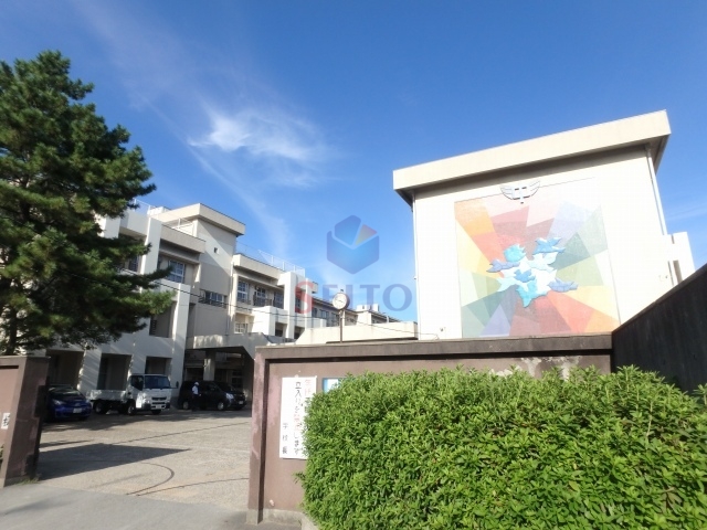 中学校　豊中市立第三中学校（中学校）まで543m