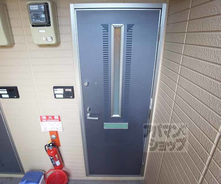 その他設備　玄関ドアです。