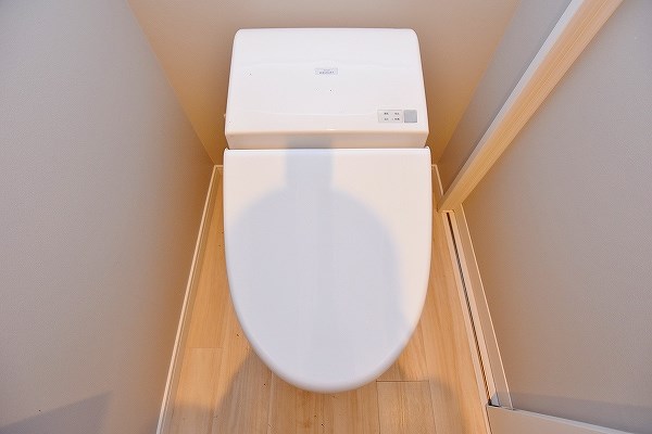トイレ　★温水洗浄便座トイレ★
