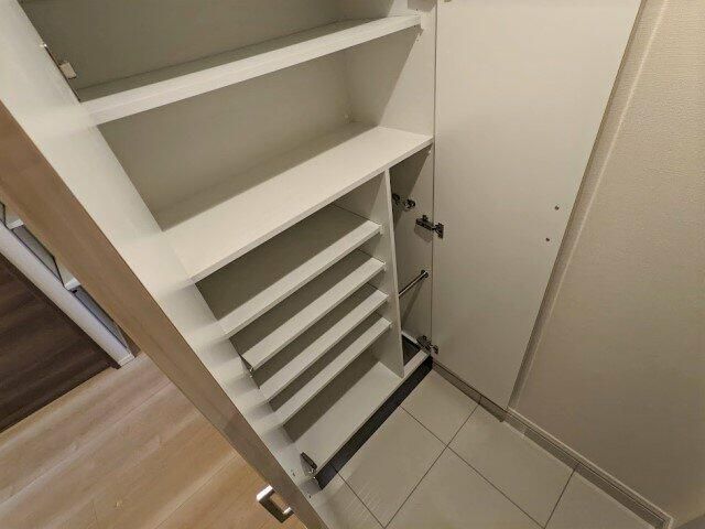 玄関　明るい玄関です