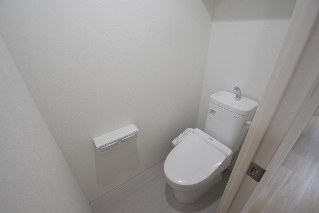 トイレ　シャワー付トイレ