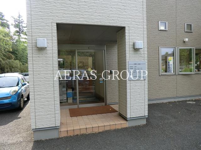 病院　すずきこどもクリニック（病院）まで823m