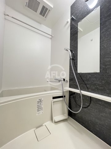 バス・シャワールーム　エスリードレジデンス大阪本町　風呂