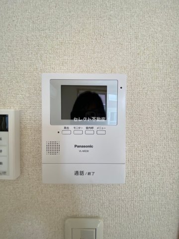 セキュリティ　急な来客でもTVインターホンで確認が出来て安心です☆