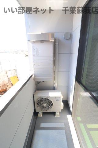 バルコニー　バルコニーからの眺めを楽しみながら食事をしませんか