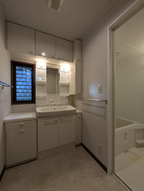 洗面設備　洗面所