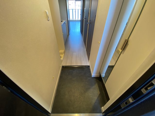 玄関　収納もある玄関です