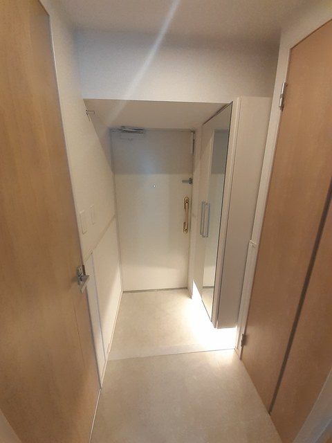玄関　収納もある玄関です