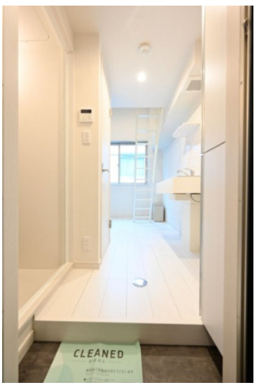 玄関　明るい玄関です