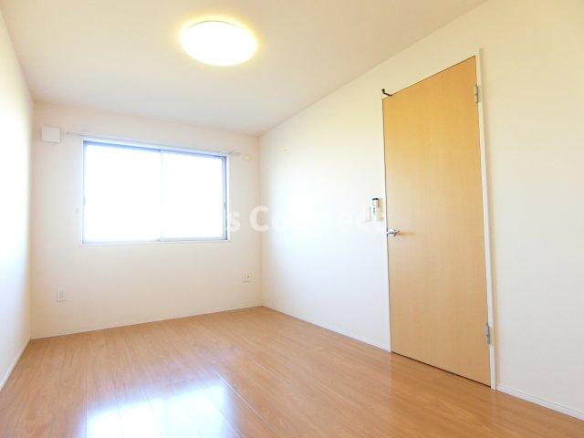 その他　６．７帖の洋室は寝室として使えます。