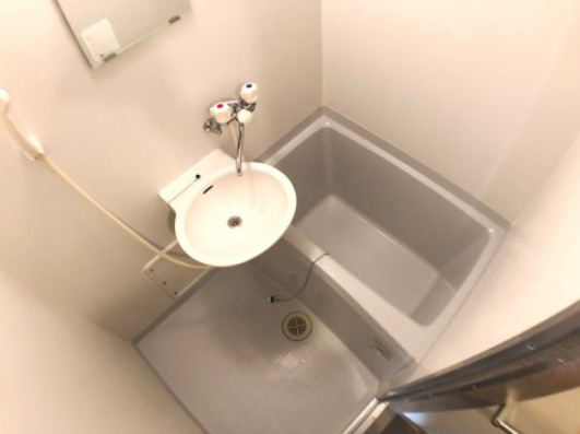 バス・シャワールーム　バストイレセパレートタイプでオススメ♪