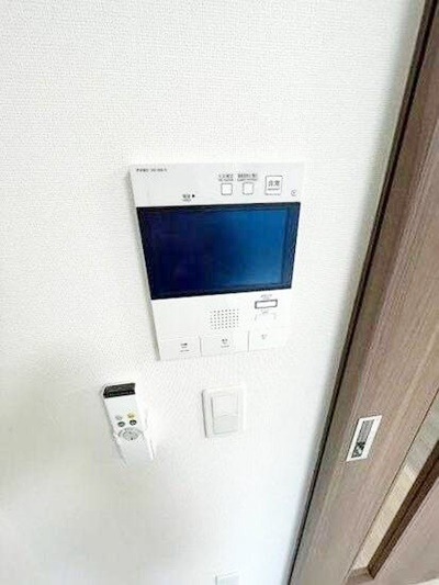 セキュリティ　【設備充実、インターネット無料♪】