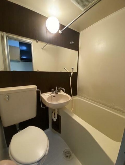 バス・シャワールーム　バスルーム