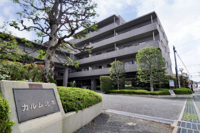 建物外観　外観は落ち着いています