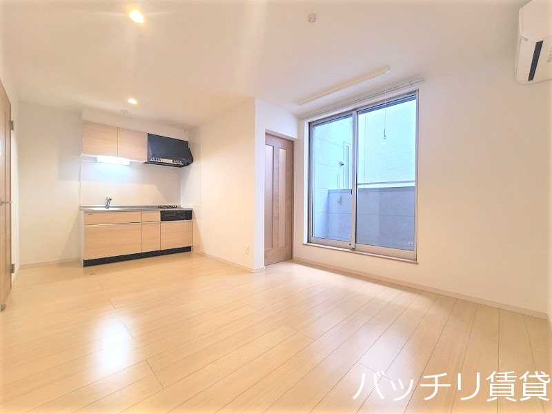 居室・リビング　画像は同シリーズ参考画像の為、現況を優先いたします。