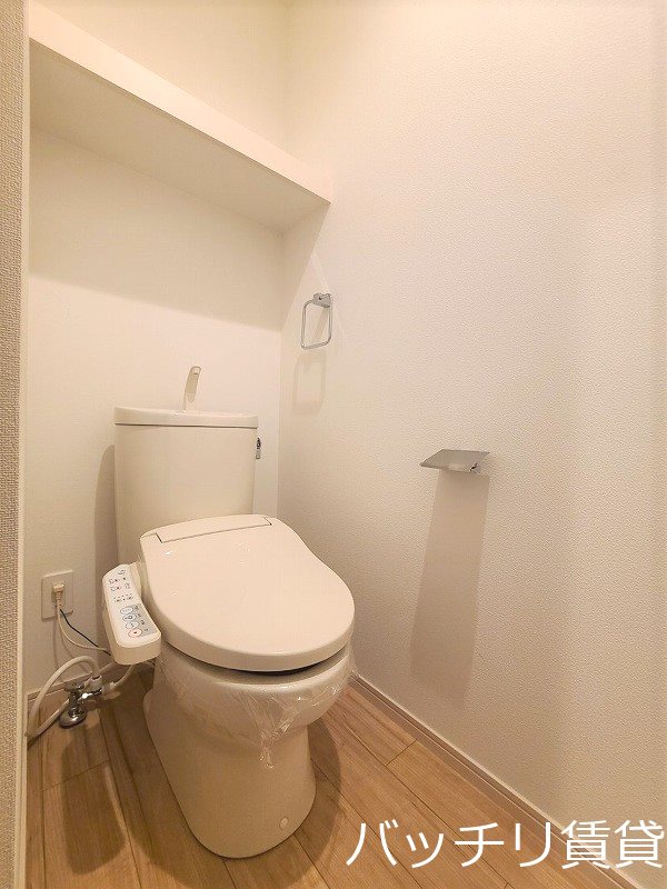 トイレ　画像は同シリーズ参考画像の為、現況を優先いたします。