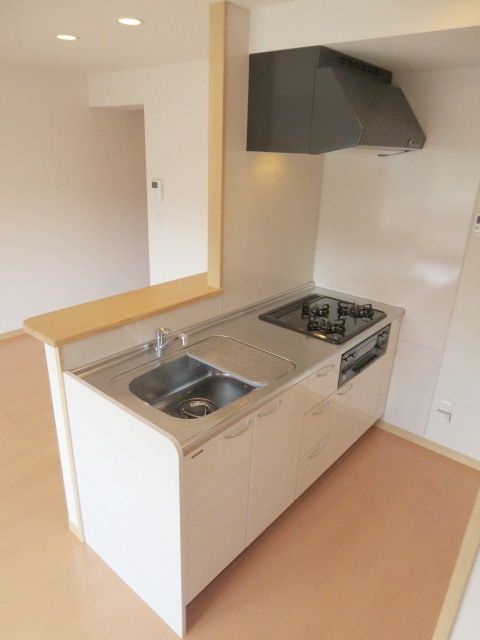 キッチン　★オープンなカウンターキッチンで開放的ですよね★