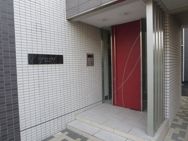 エントランス　～オシャレなエントランスなんです～