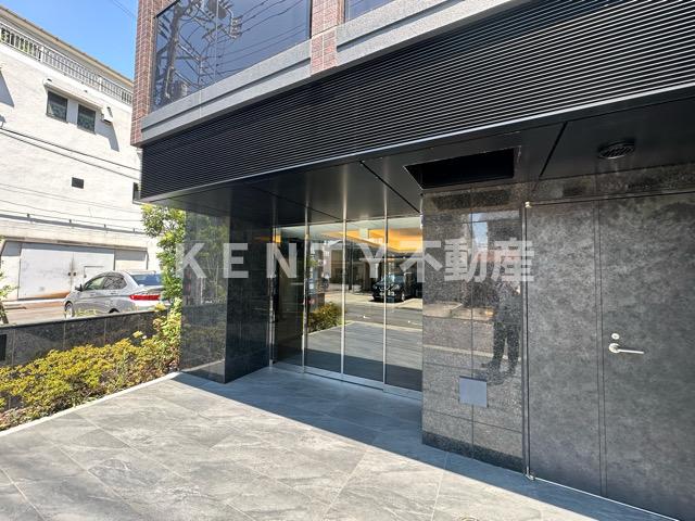 エントランス　清潔なエントランスです