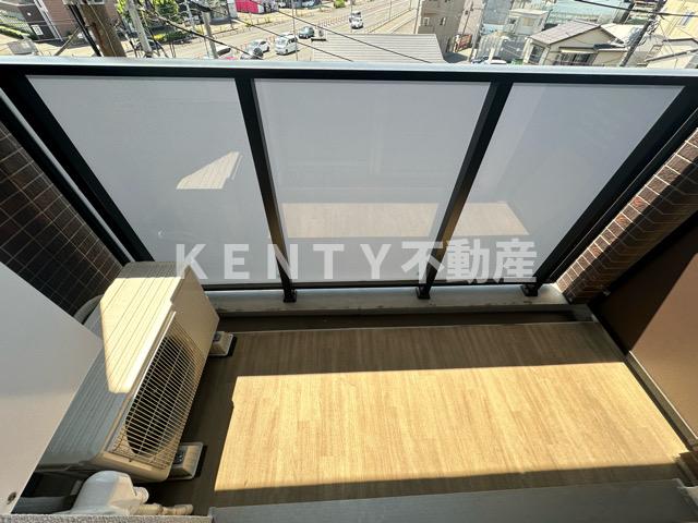 バルコニー　落ち着いた時間を過ごせるバルコニーです