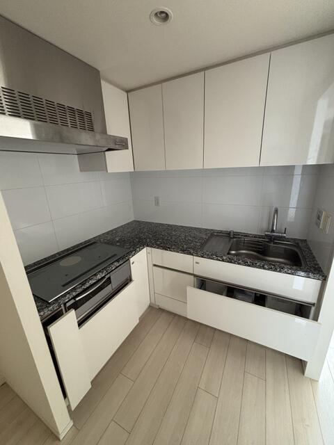 キッチン　※別部屋の参考写真です。