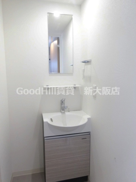 洗面設備　ジュネス新大阪レジデンス