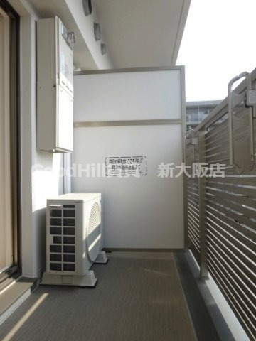 バルコニー　ジュネス新大阪レジデンス