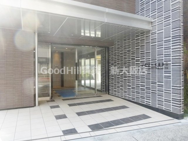 エントランス　ジュネス新大阪レジデンス