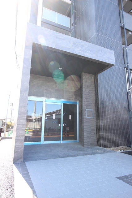 エントランス　エントランス