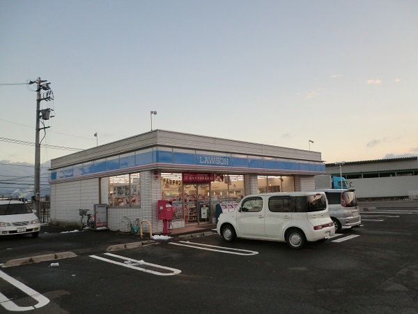 コンビニ　ローソン【下司店】（コンビニ）まで700m