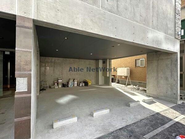 駐車場　駐車場