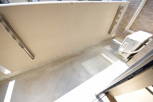 バルコニー　類似