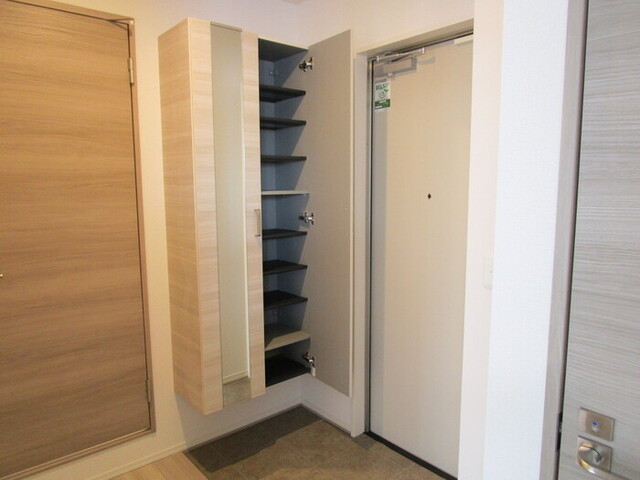 玄関　トールタイプシューズＢＯＸ