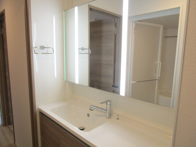 洗面設備　洗髪洗面化粧台