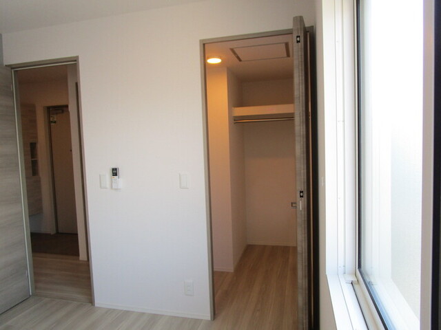 収納　ウォークインクローゼット