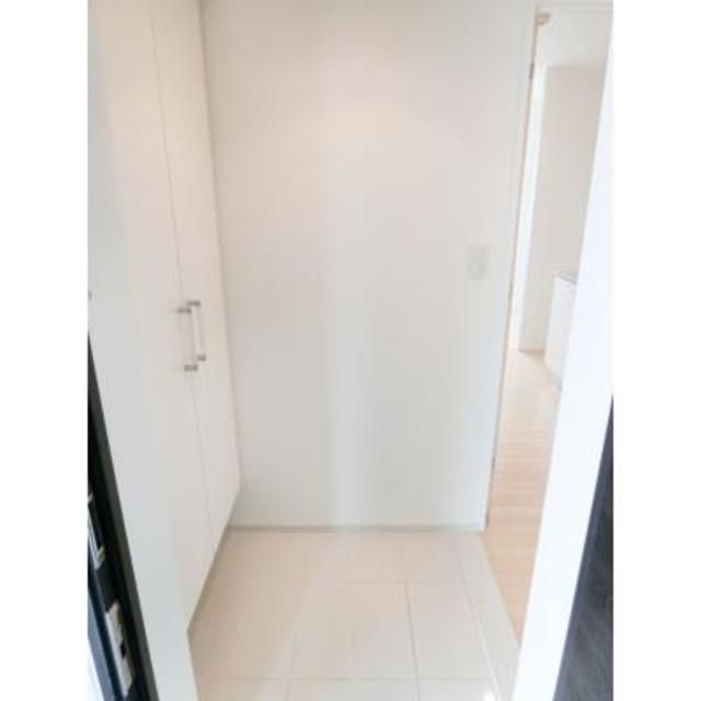 玄関　※写真は同タイプ住戸です。