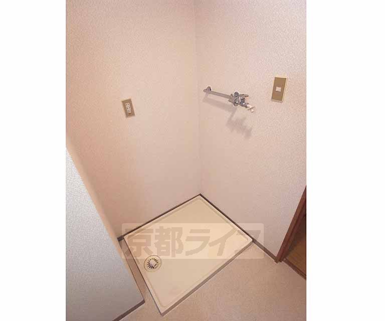 その他設備　洗濯機置場