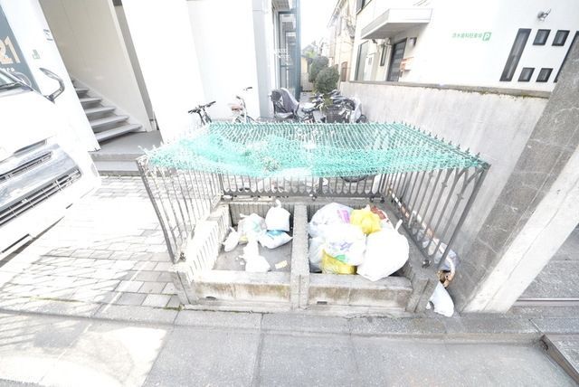 その他共有部分　★敷地内のゴミ捨て場です★