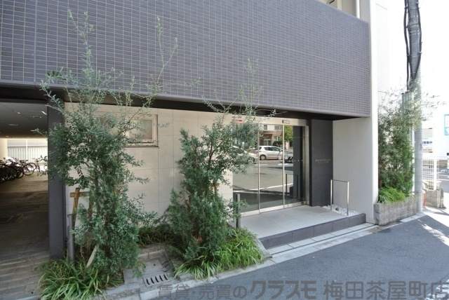 エントランス　エントランス