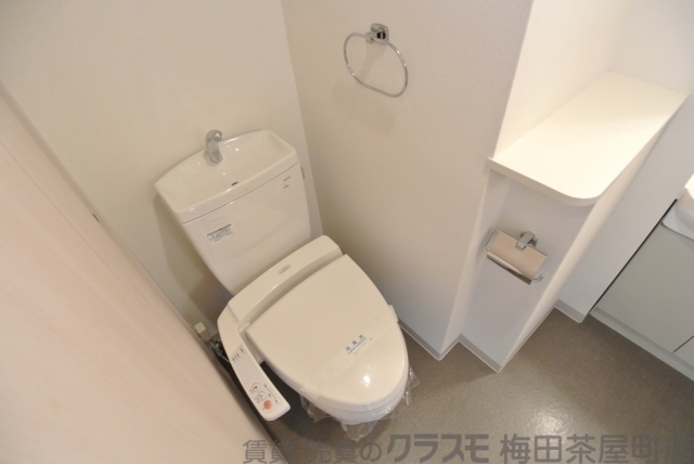 トイレ　トイレ