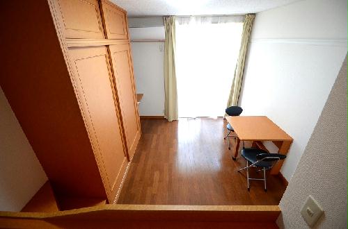 居室・リビング　実際のお部屋と異なる場合がございます。