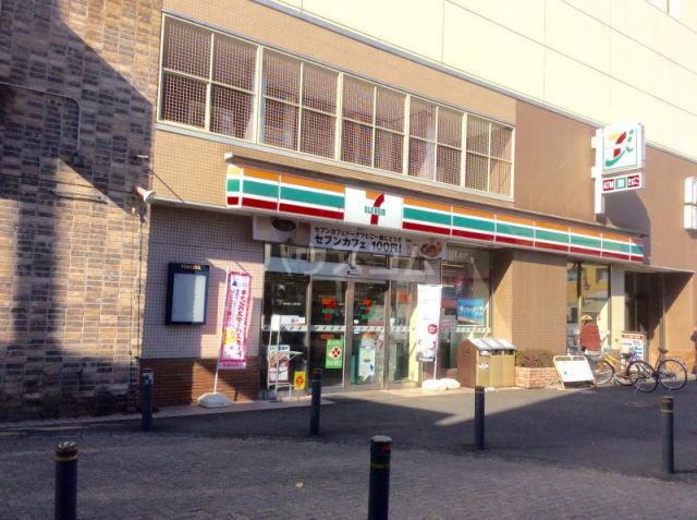 コンビニ　セブン-イレブン 狛江駅前店（コンビニ）まで468m